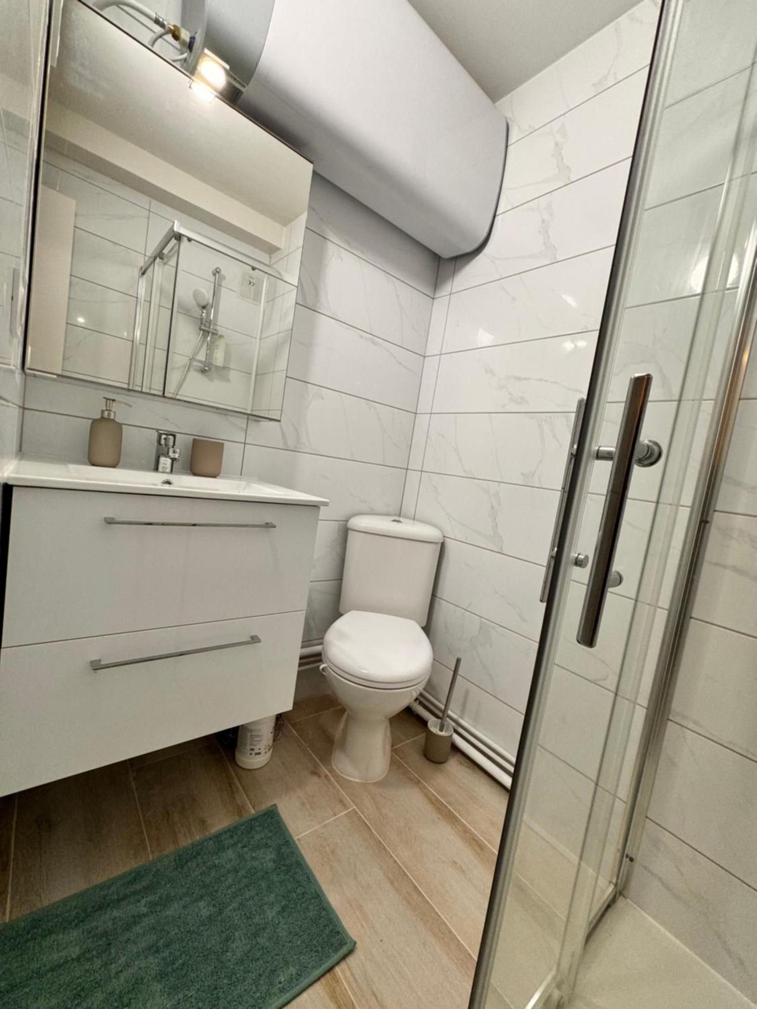 Les Appartements De Lina -Studio Maya 5 - Self Check-In - Ла Гранде-Моте Екстериор снимка